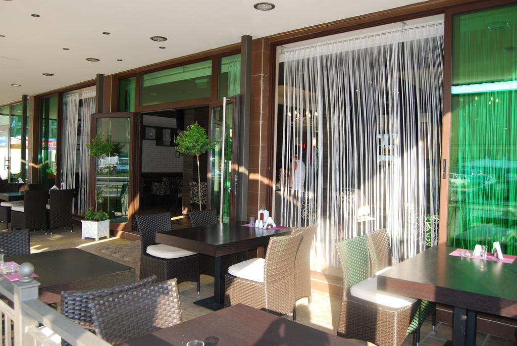 Central Plaza Pomorie Kültér fotó