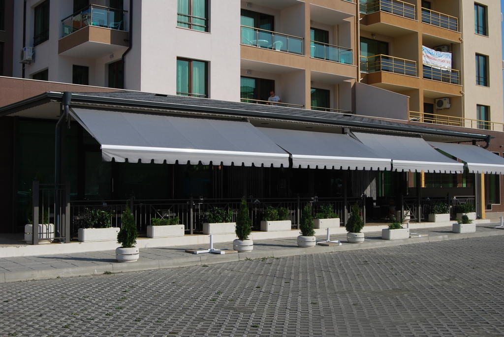 Central Plaza Pomorie Kültér fotó